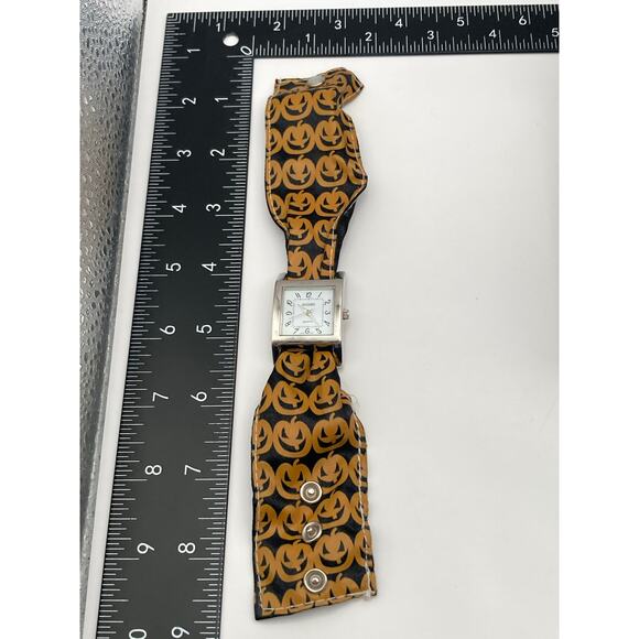 Kessaris Seasonal Band Watch 25mm Set - Fresh Battery - Six Adjustable Bands - Picture 7 of 11